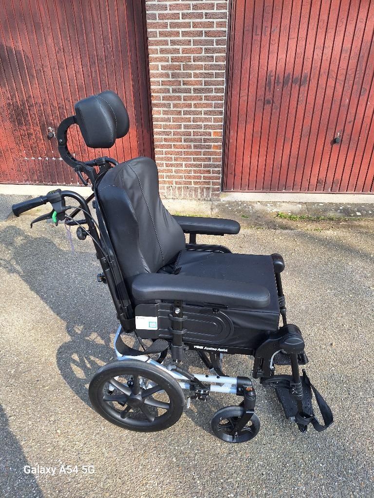 lux rolstoel, Diversen, Rolstoelen, Ophalen, Zo goed als nieuw, Duwrolstoel