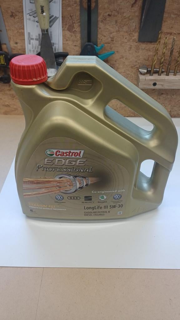 3,8 litres Castrol Edge Professional 5w-30, Autos : Divers, Enlèvement