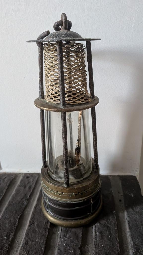 Lampe de mineur authentique, Enlèvement