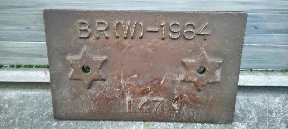 plaque en fonte br (w) 1964, Enlèvement ou Envoi