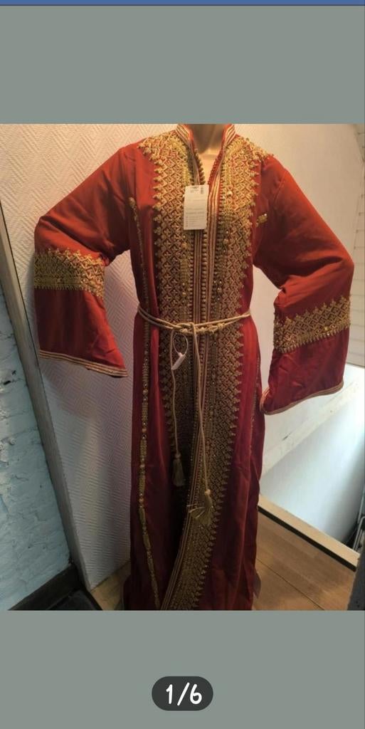 Caftan Neuf Couleur Rouge et vert, Autres types, Enlèvement, Taille 42/44 (L), Neuf