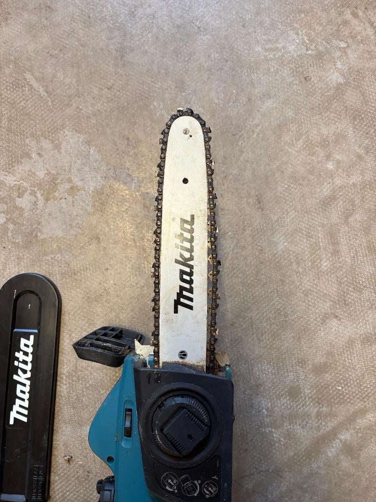 Makita kettingzaag UC3041A, Ophalen, Gebruikt, 70 mm of meer, Kettingzaag