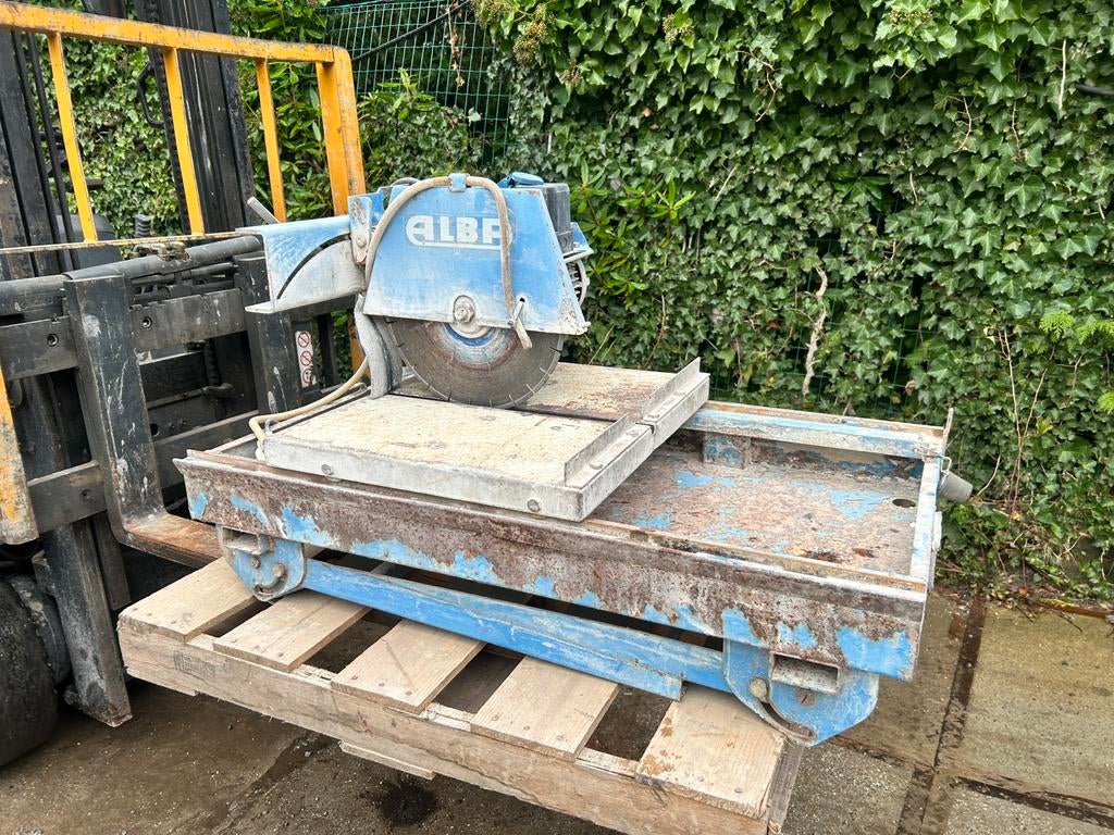 Zaagtafel, Ophalen, Zo goed als nieuw, Afkortzaag