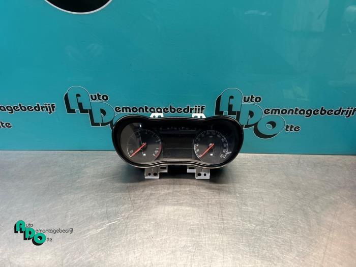 Instrumentenpaneel van een Opel Karl (Karl 15-), Gebruikt, -, -, Opel