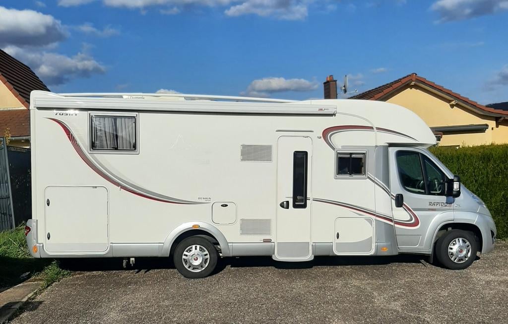 Rapido 7091ff  46.750€, Caravanes & Camping, Camping-cars, Particulier, jusqu'à 4, Semi-intégral, Rapido, Fiat, Diesel, Siège en L