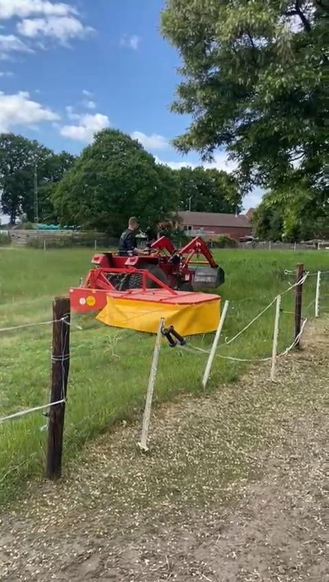 Maaier 135 , hooier , snelhooier, Ophalen, Zo goed als nieuw