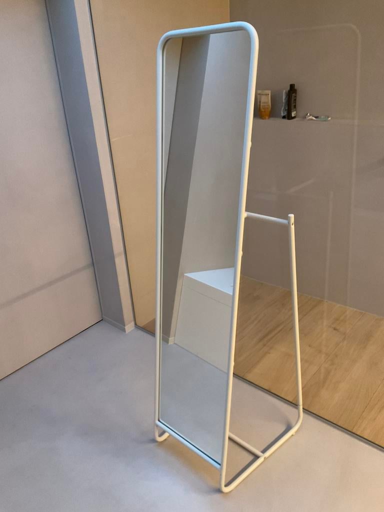 Prachtige spiegel Ikea, Huis en Inrichting, Woonaccessoires | Spiegels, Ophalen, Zo goed als nieuw