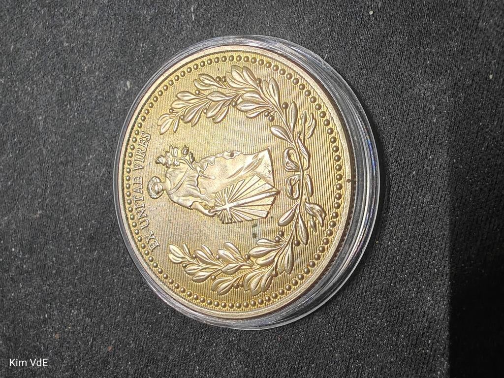 John Wick munt, Ophalen