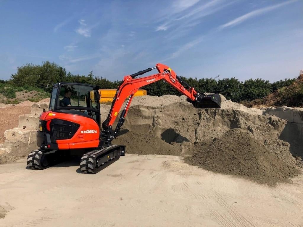 Kubota KX060-4 HI, minigraver, BJ2025, Airco, Nieuw!, Zakelijke goederen, Ophalen