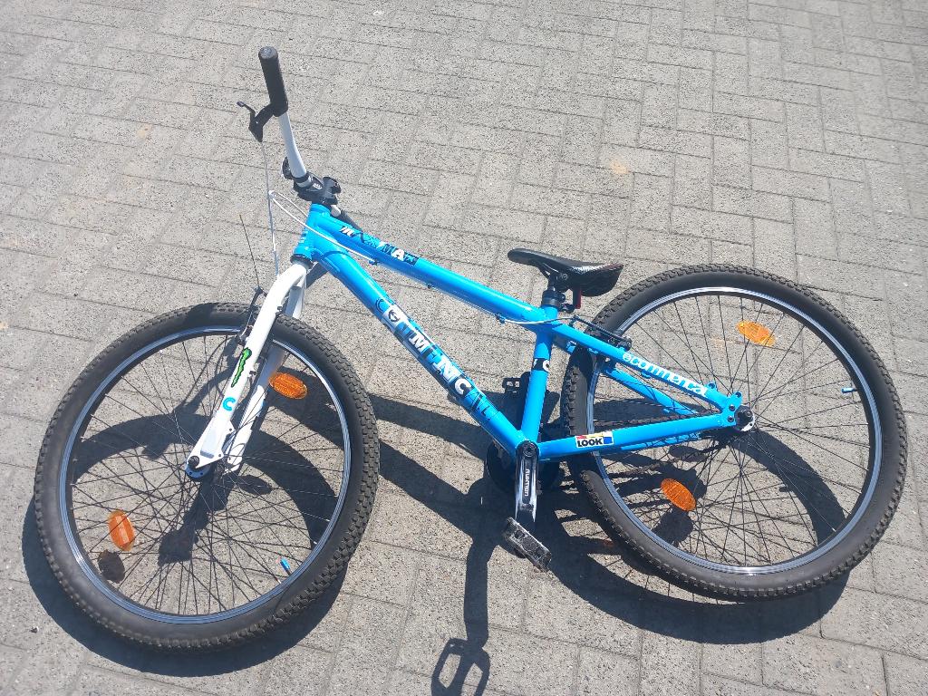 Vélo Dirt Atherton, Fietsen en Brommers, Fietsen | Crossfietsen en BMX, Gebruikt, 24 inch of meer, Ophalen
