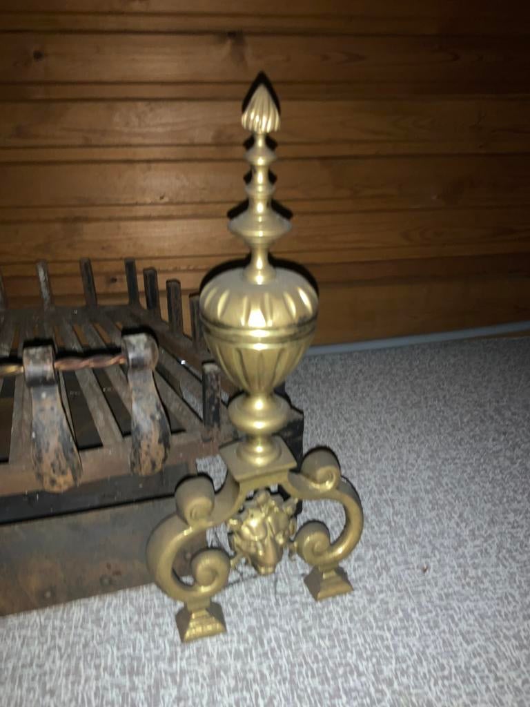 Gesmeede korf voor openhaard met koperen armaturen, Ophalen, Koper of Brons