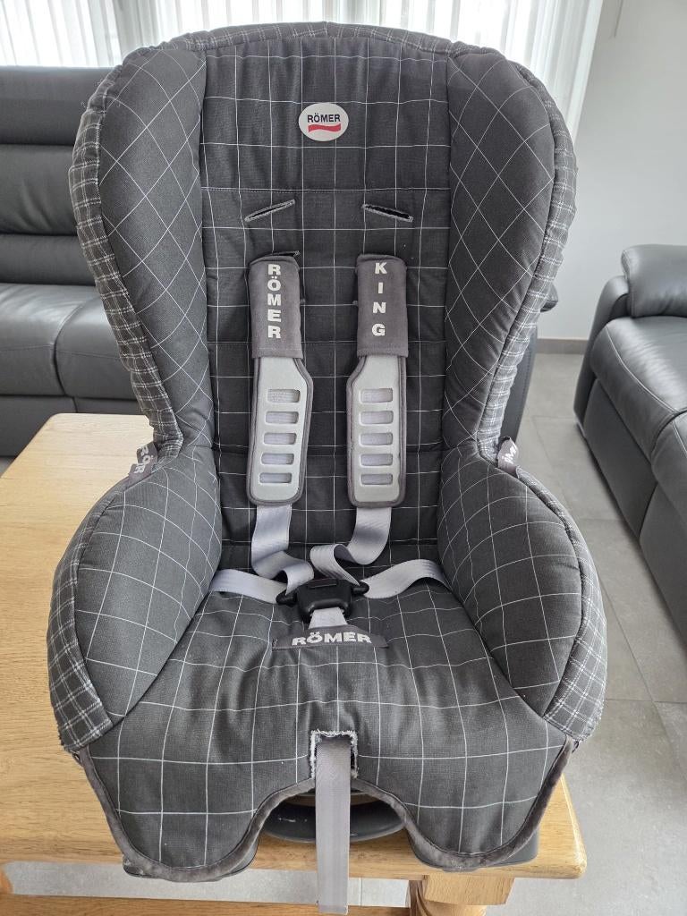 Rehausseur enfant Römer King 9 -18 kg, Enfants & Bébés, Romer, Ceinture de sécurité, Enlèvement, Utilisé