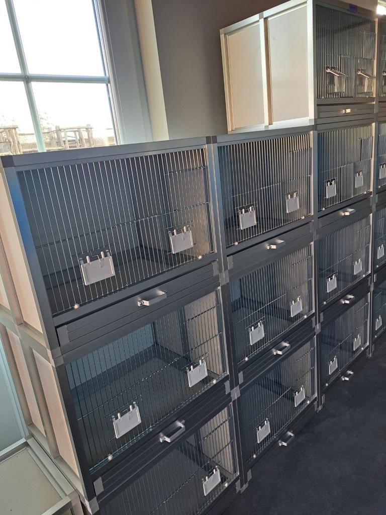 10 CAGES - CAGES D'ÉLEVAGE. (NOUVEAU), Enlèvement, Neuf, Aluminium