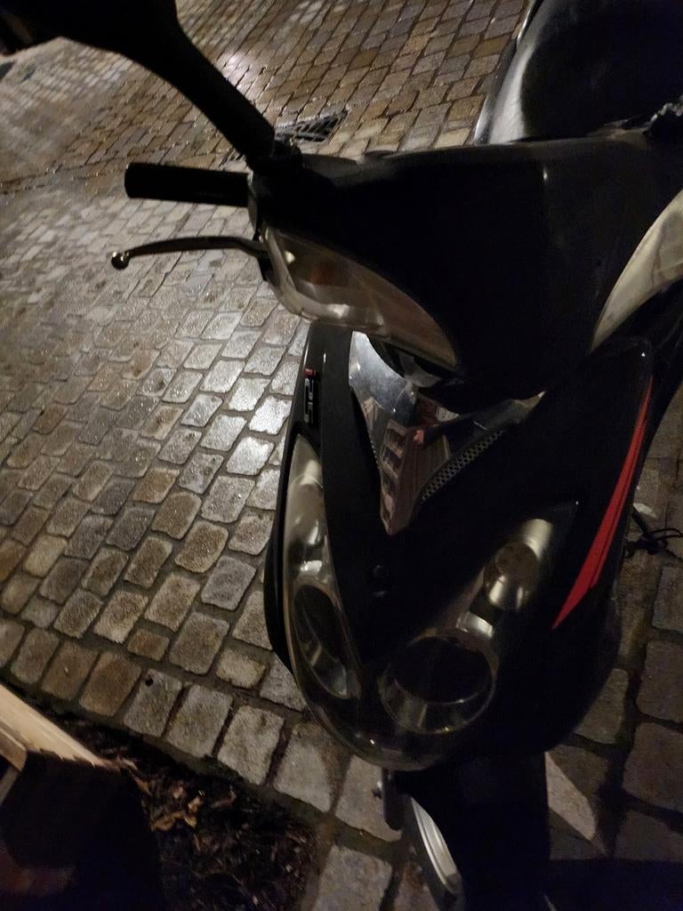 Sym 125 cc gt, Vélos & Vélomoteurs, Cyclomoteurs | Derbi, Enlèvement