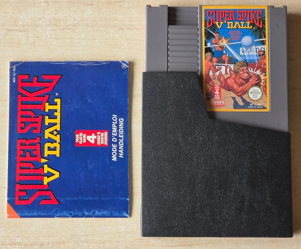 Nintendo NES SUPER SPIKE V'BALL + Handleiding Mode D'emploi, Gebruikt, Eén computer, Ophalen of Verzenden, Sport