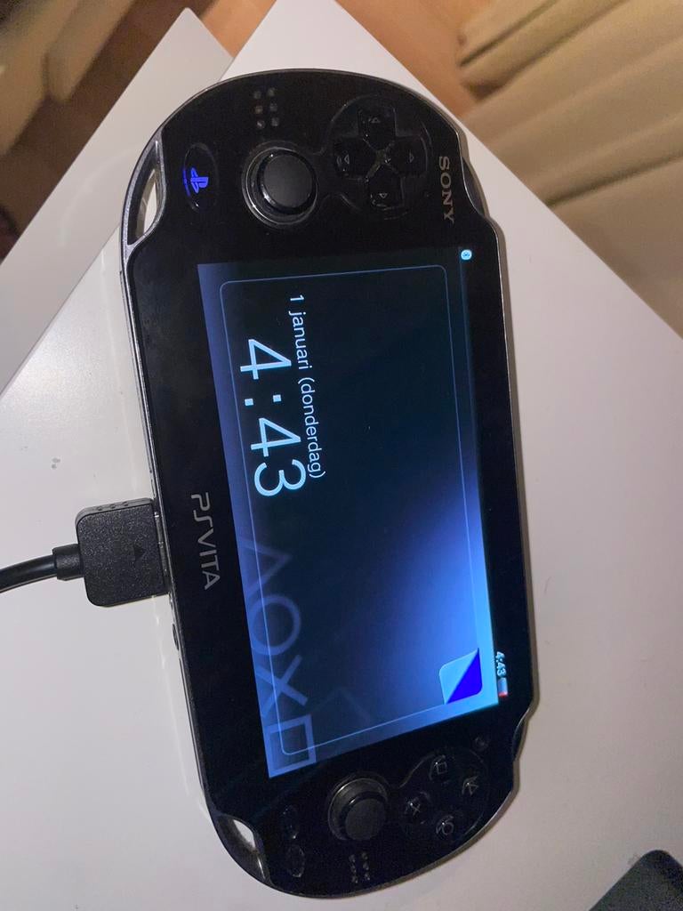 PS VITA OLED 1000, Enlèvement