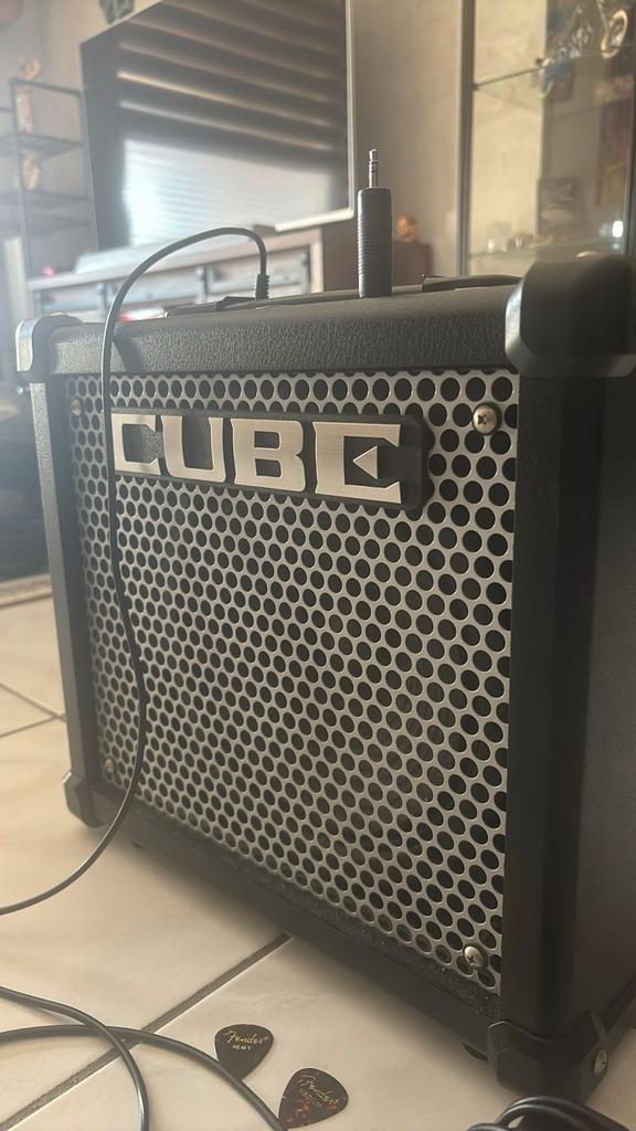 Gitaar versterker te koop, Ophalen, Zo goed als nieuw, Gitaar, Minder dan 50 watt