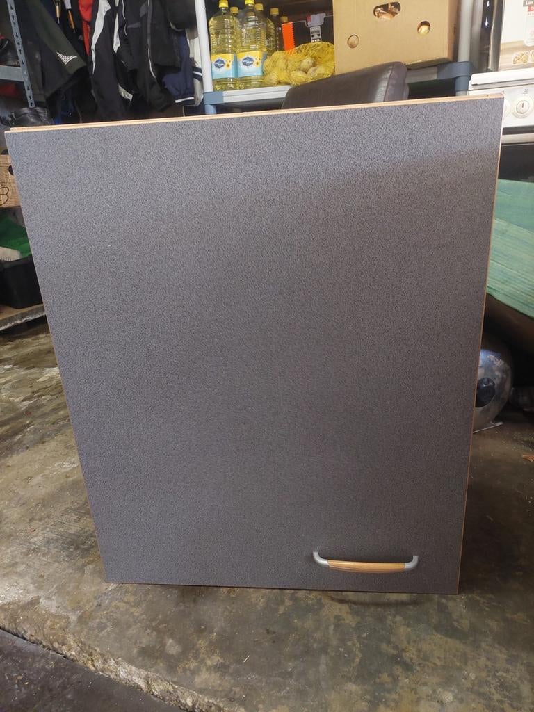 Armoire à vendre hauteur 73 cm largeur 33 cm profondeur 28 c, 25 à 50 cm, Moins de 100 cm, Enlèvement, Utilisé