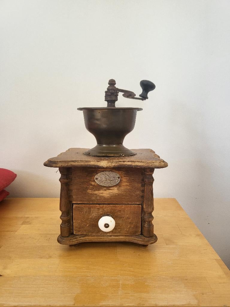 Moulin à café Zassenhaus, Enlèvement