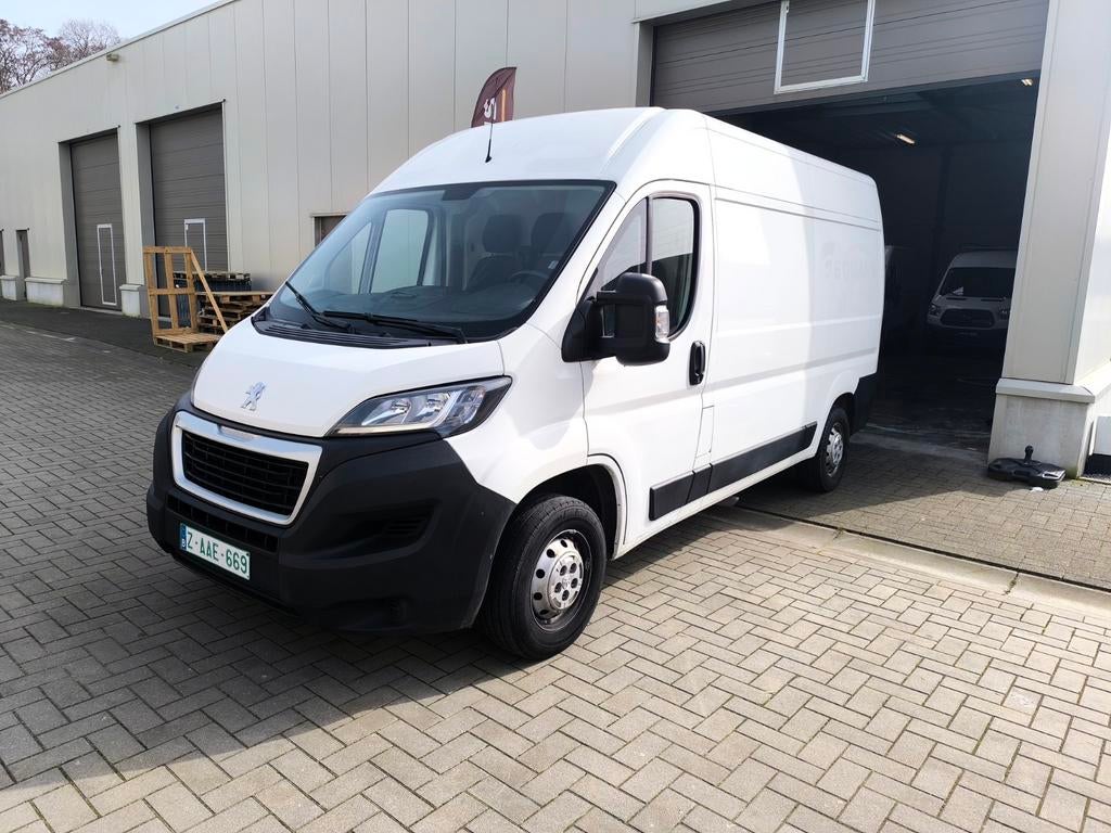 Peugeot Boxer bwj 12/2020 L2H2 130pk 9860€ netto, 4 deurs, Stof, 4 cilinders, Wit