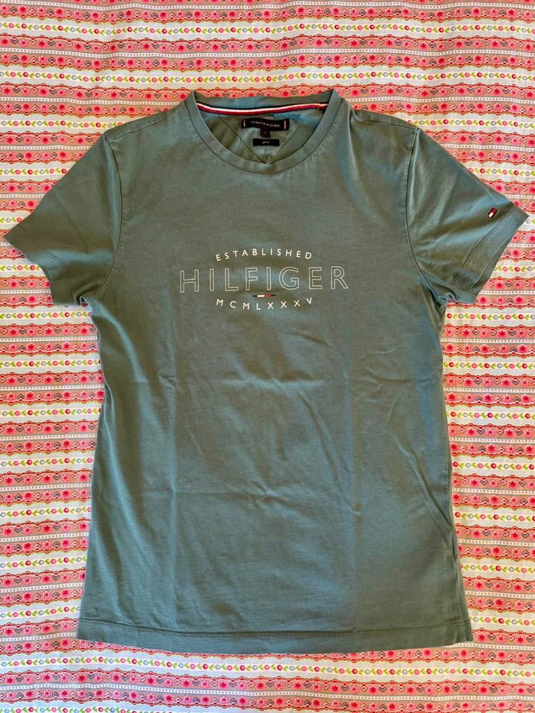 Tommy Hilfiger T-shirt Slim Fit Maat S, Kleding | Heren, T-shirts, Ophalen of Verzenden, Zo goed als nieuw, Maat 46 (S) of kleiner