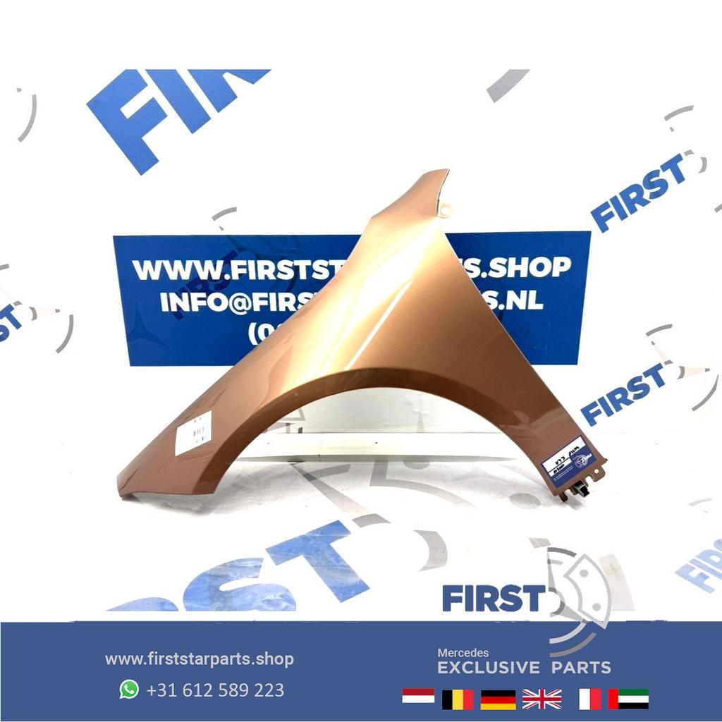 W118 CLA ZIJSCHERM LINKS Mercedes A1188810300 CLA35 AMG 2018, Gebruikt, -, Links, Ophalen of Verzenden