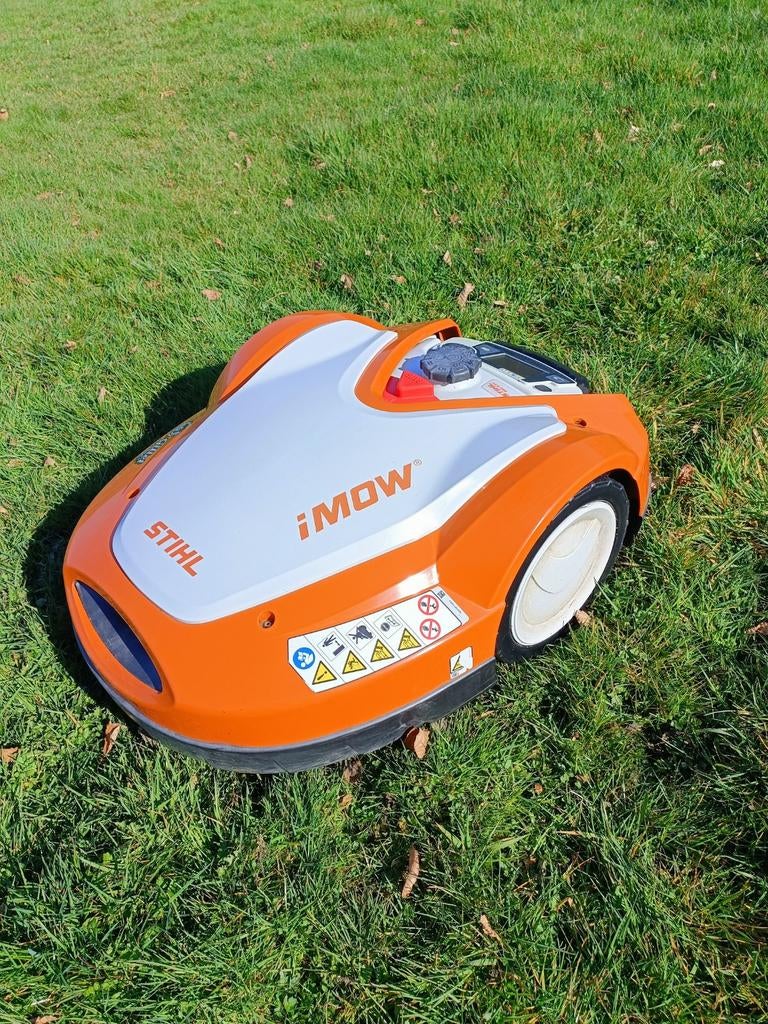 Robot tondeuse, Jardin & Terrasse, Tondeuses robotisées, Stihl, Avec capteur de pluie