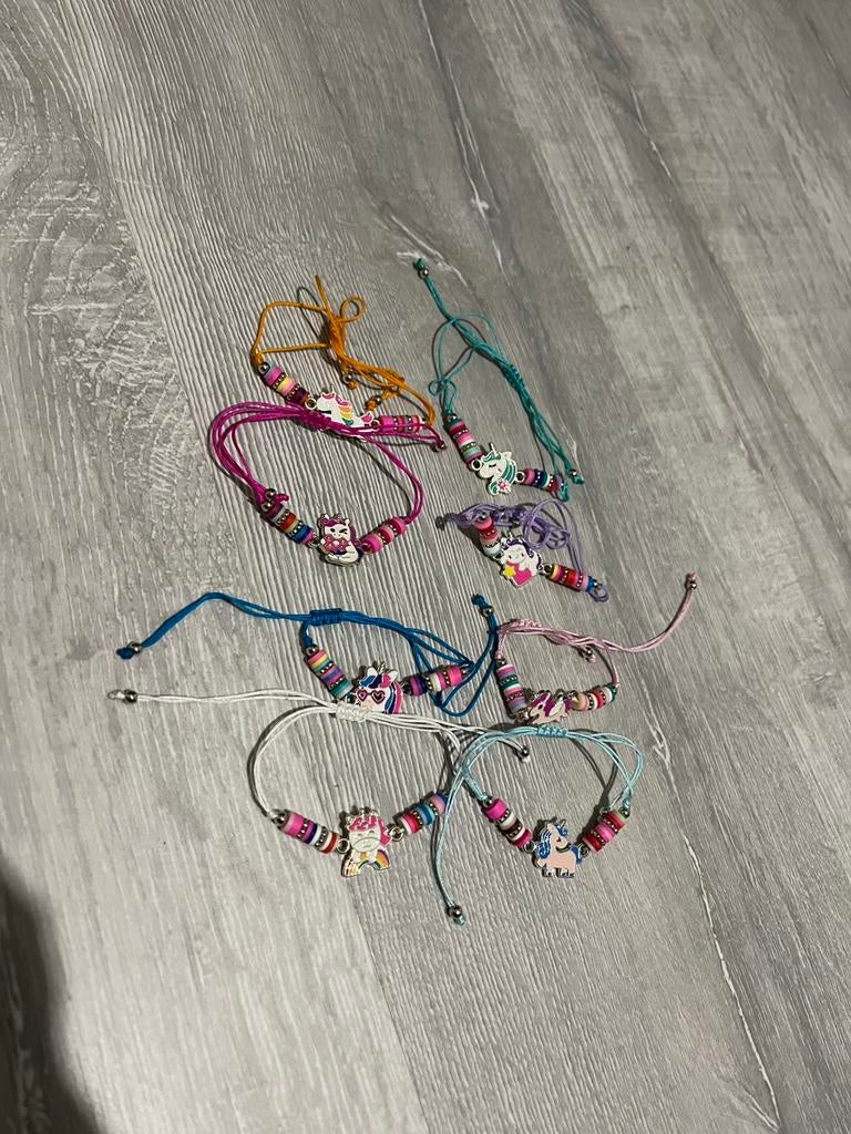 10 nouveaux bracelets licornes de différentes couleurs, Enlèvement ou Envoi, Neuf, Bracelet