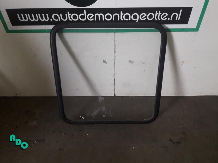 Vitre portière 2portes droite d'un Mercedes Sprinter (Sprin, 3 mois de garantie, Utilisé, -, -