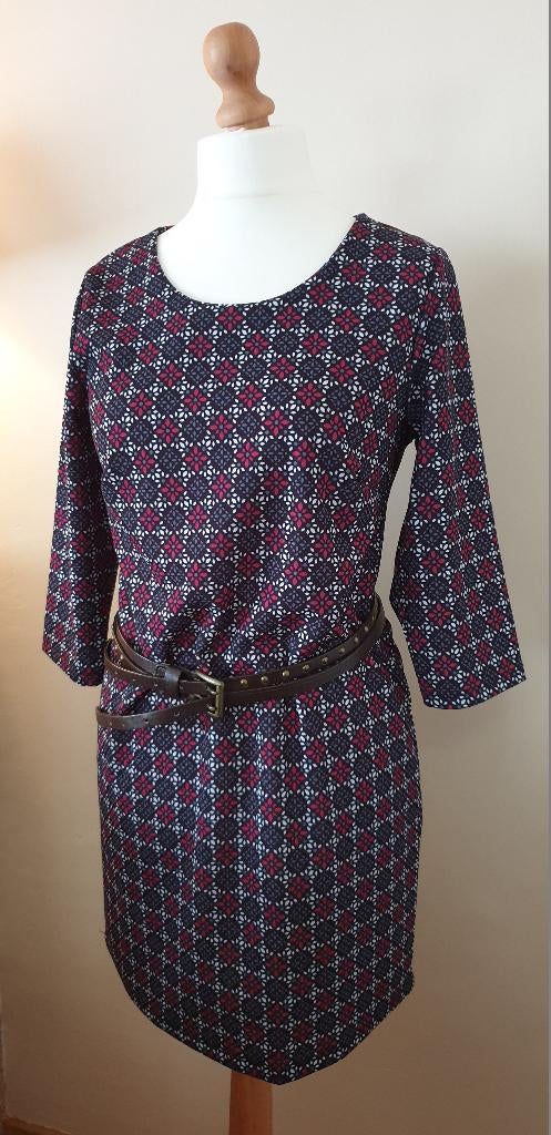 NIEUW artikel : Perfect jurk - Maat L, Zwart, Maat 42/44 (L), Nieuw, Ophalen of Verzenden