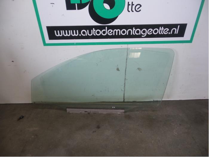 Portierruit 2Deurs links van een Opel Corsa (Corsa C 00-), Auto-onderdelen, Gebruikt, -, -, Opel