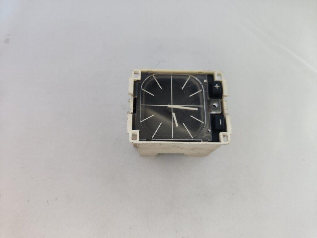 Klok analoog BMW 3 serie E30 62131376903 1376903, Autos : Pièces & Accessoires, Tableau de bord & Interrupteurs, -, Origine de la pièce connue