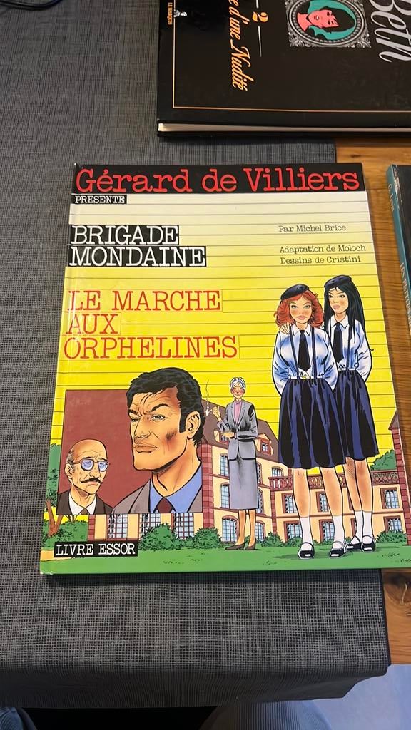 Mondaine Brigade 1 - Le marché aux orphelines, Enlèvement ou Envoi, Une BD, Comme neuf, Gerard de Villiers
