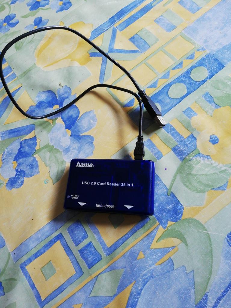 Lecteur carte identité, SD... Hama., Enlèvement ou Envoi, Comme neuf