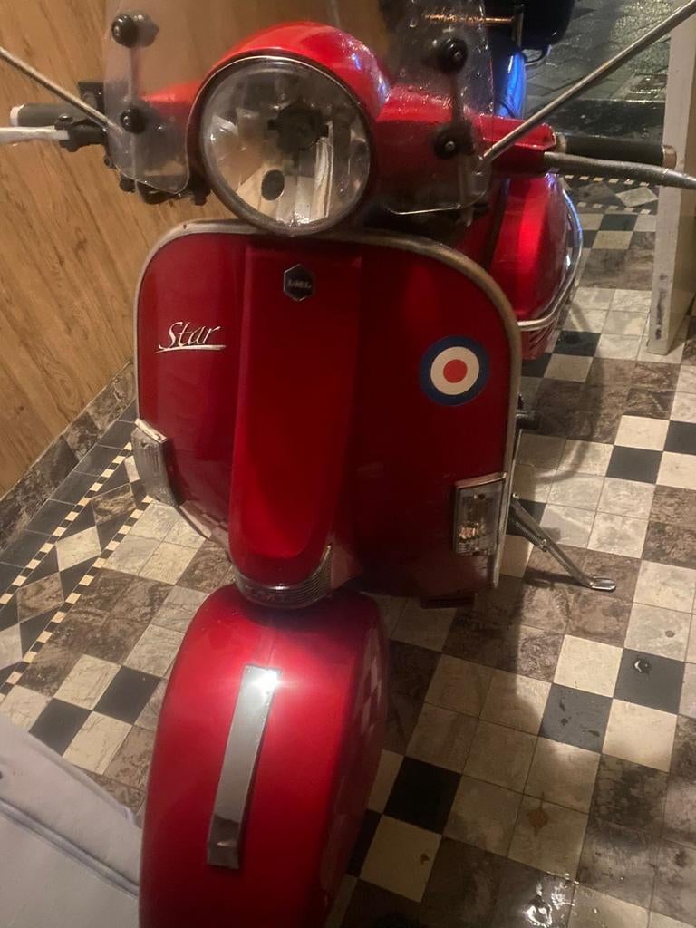 Vespa lml star 125, Essence, Vespa