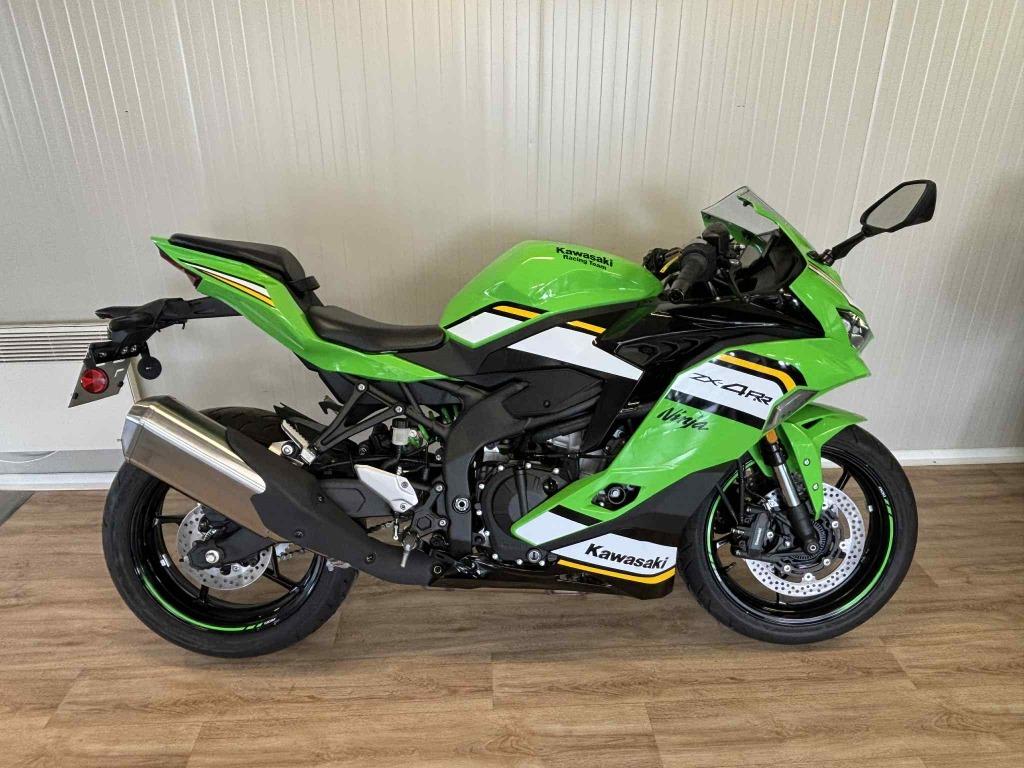 kawasaki ninja zx4rr, Motoren, Motoren | Kawasaki, Bedrijf, Sport, meer dan 35 kW, 4 cilinders, ABS, Quickshifter, Ophalen