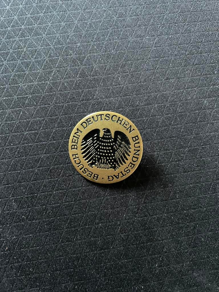 Officiële Duitse broche — Bundesadler-embleem — Ø 3 cm, Verzamelen, Ophalen