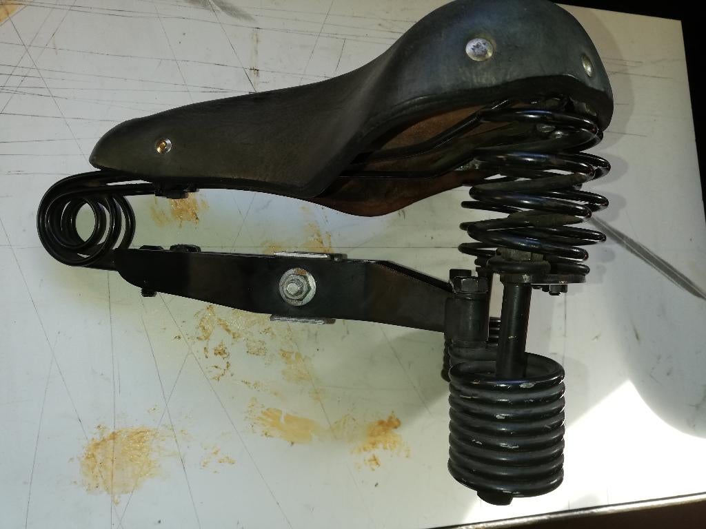 Lepper Primuszadel, Fietsen en Brommers, Ophalen, Zo goed als nieuw