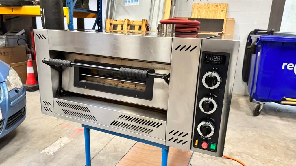 Four a gaz  4 pizza etat comme neuf, Ophalen, Zo goed als nieuw