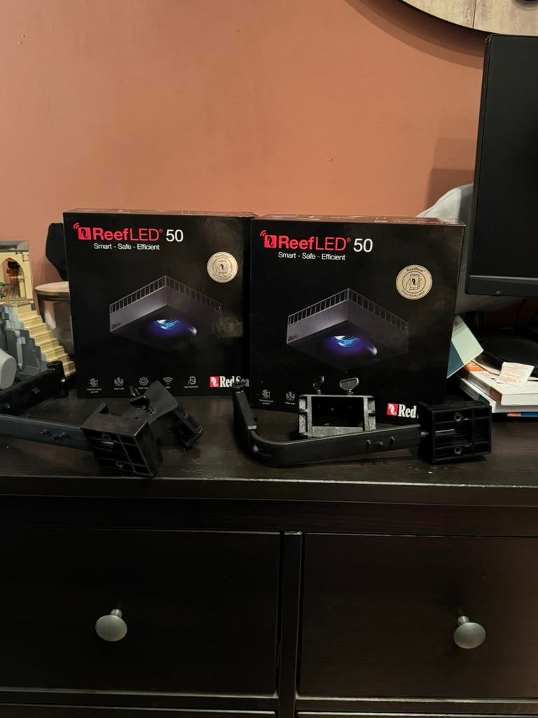 Reefled 50 2 stuks, Ophalen, Zo goed als nieuw