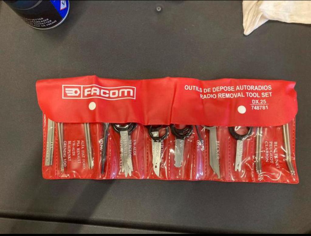 Facom gereedschap handgereedschap momentsleutel modules, Ophalen