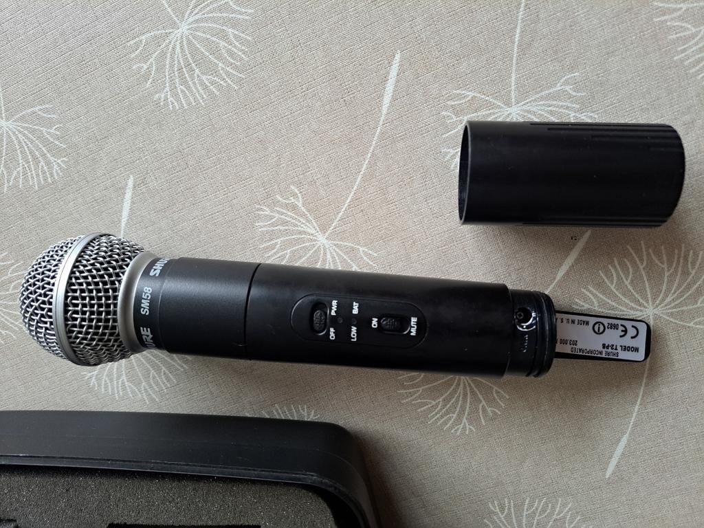 Shure SM58 T2 wireless draadloos met koffer, Muziek en Instrumenten, Microfoons, Ophalen of Verzenden, Zo goed als nieuw, Draadloos