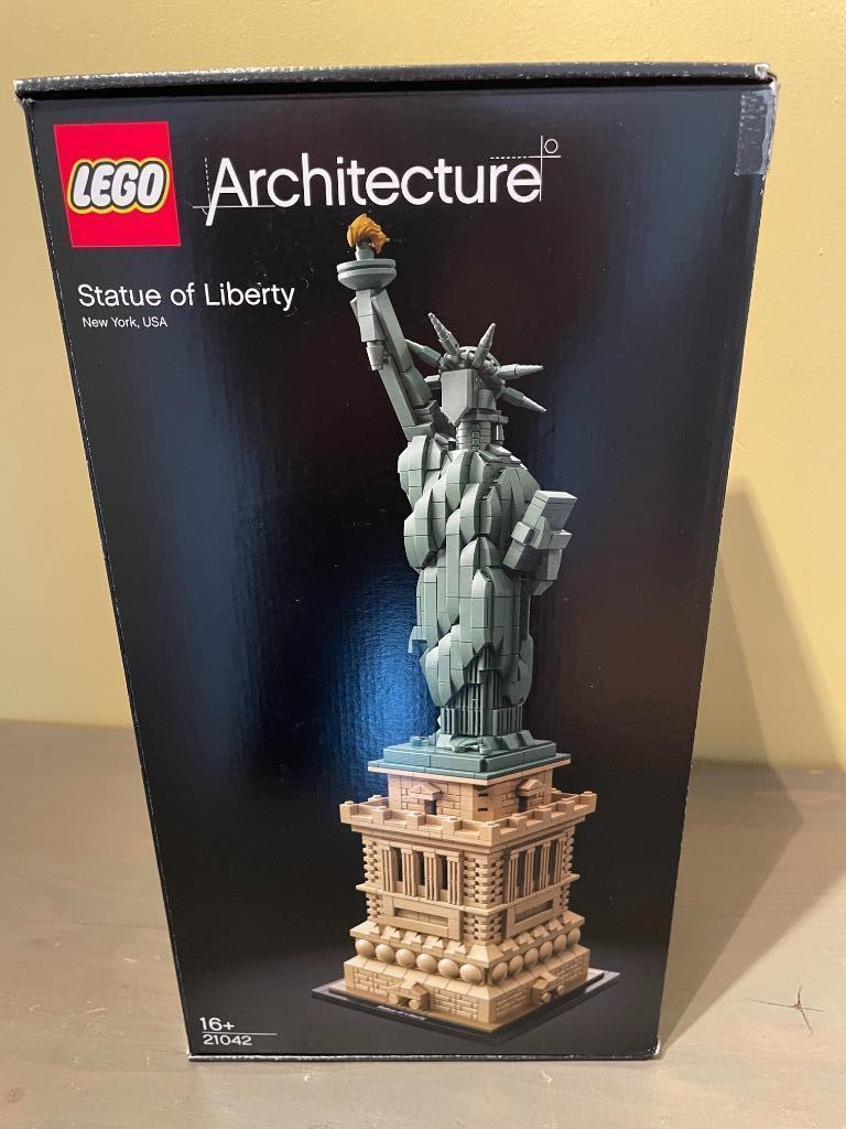 Lego 21042 Vrijheidsbeeld, Kinderen en Baby's, Speelgoed | Duplo en Lego, Zo goed als nieuw, Lego, Complete set, Ophalen