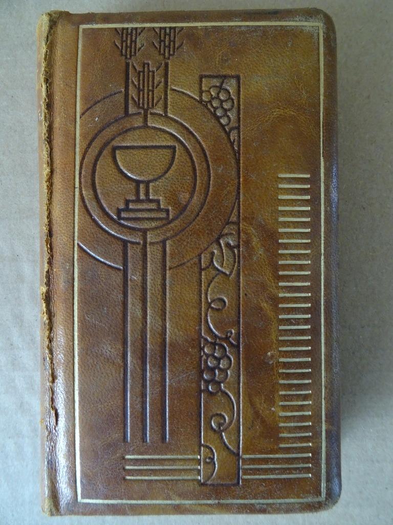 Ancien Missel de Bernadette No 225 doré 1936 Presque non lu, Antiquités & Art, Enlèvement ou Envoi, Bijbel