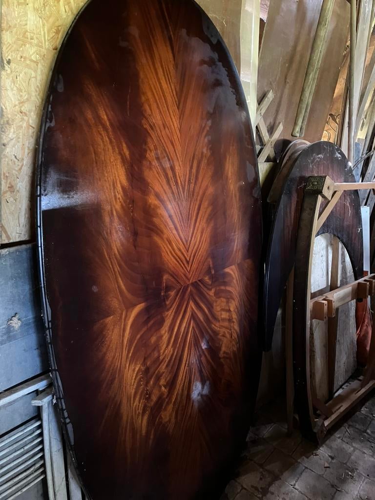 Antieke ovalen acajou tafel, Ophalen