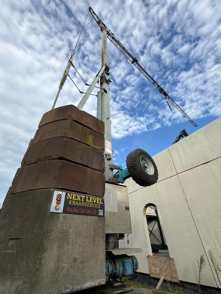 Bouwkraan Vicario  Te koop/ Te Huur, Ophalen, Gebruikt, Italie vicario borgomanero, IJzer