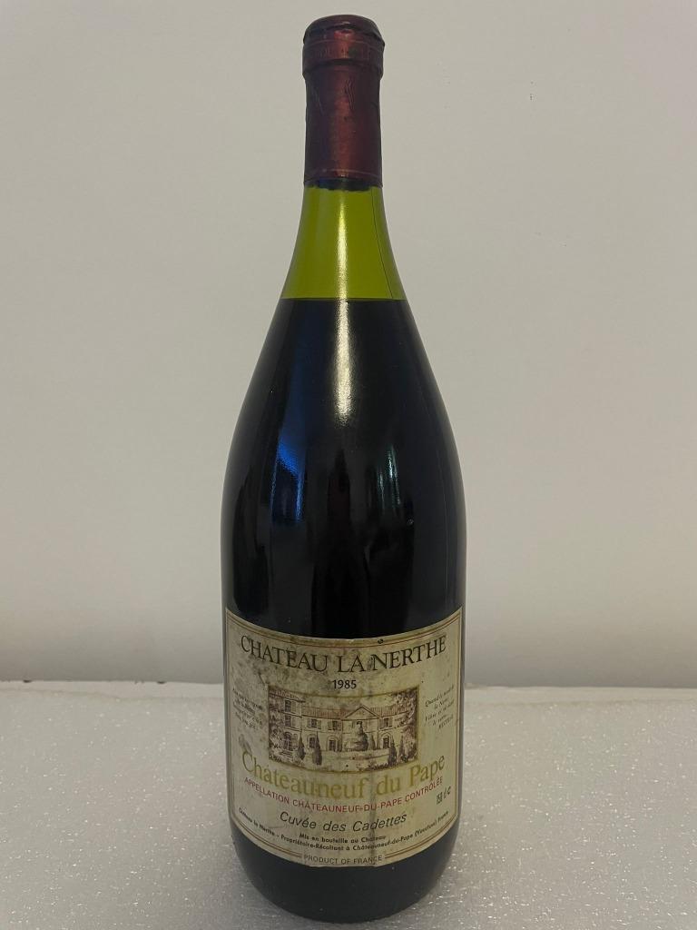 Magnum Châteauneuf-du-Pape La Nerthe Cuvée de Cadettes 1985., Collections, Neuf, Enlèvement ou Envoi, Pleine, Vin rouge