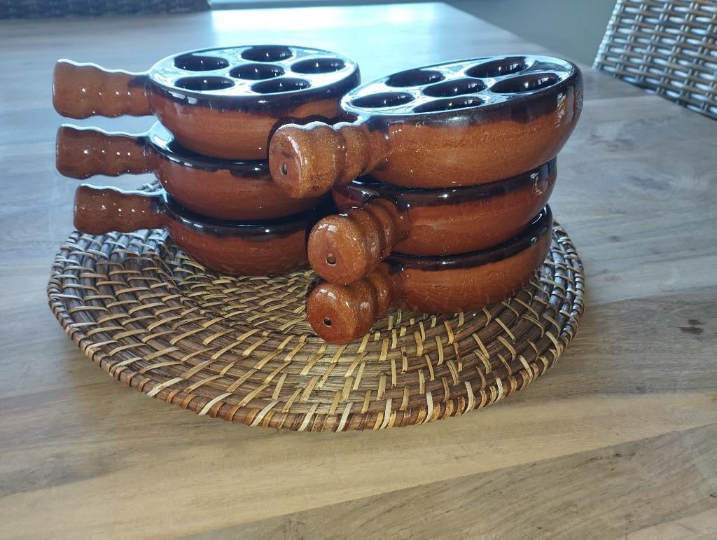 Plats à escargots 6 pièces, Maison & Meubles, Uni, Enlèvement ou Envoi, Comme neuf, Céramique