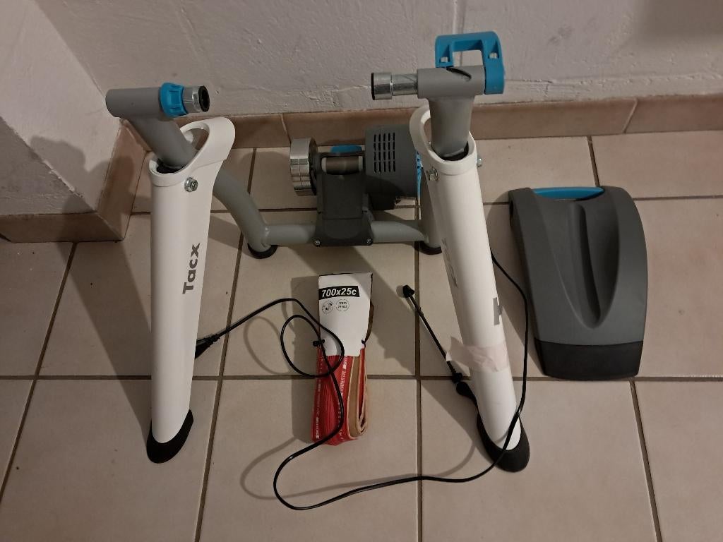 Garmin Tacx Flow Smart rollentrainer Garmin T2240 + band, Ophalen, Zo goed als nieuw, Overige typen