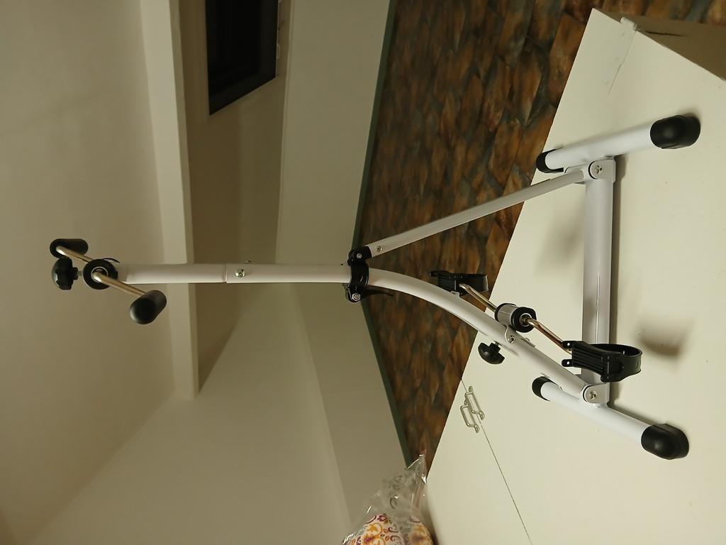 Pédalier marque Tunturi, Enlèvement, Neuf, Matériel